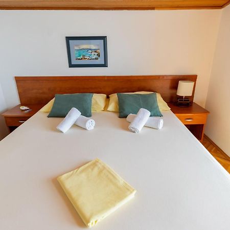 Apartments Villa Jadranka Marusici  Экстерьер фото