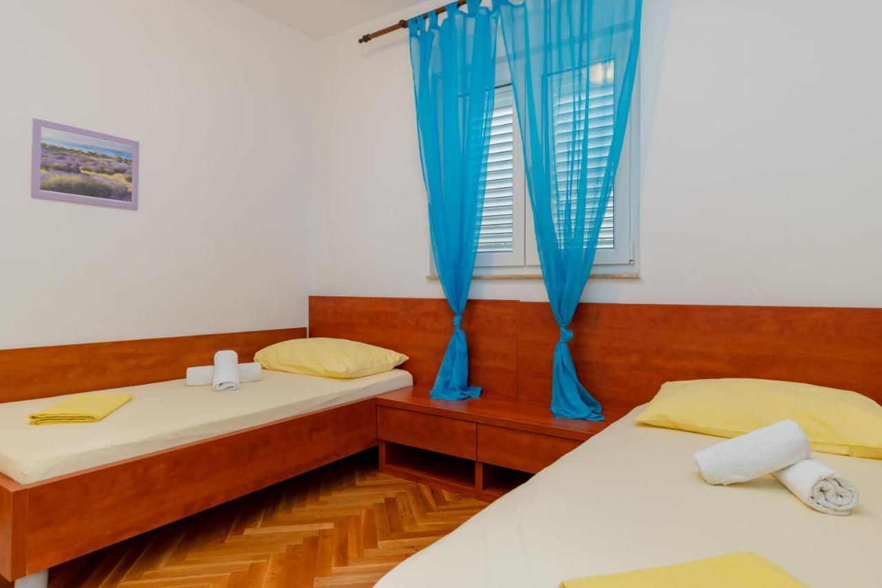 Apartments Villa Jadranka Marusici  Экстерьер фото